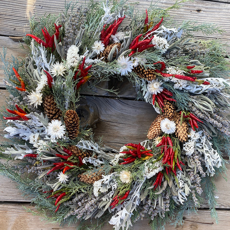 square-holiday-wreath square-holiday-wreath
